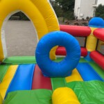 Minion Hüpfburg Detail - Kringel